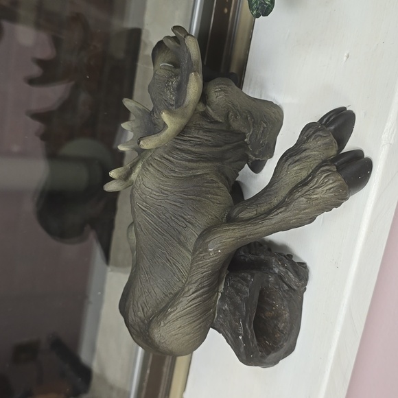 Big Sky Carvers Presents Bear Foots "MOOSES" - Picture 4 of 8